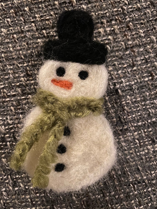 Snowman Pin- Wool Snowman Brooch- Needle felted wool snowman pin