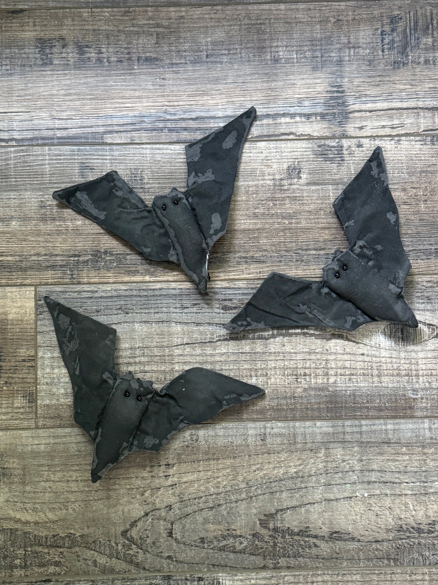 Bats - Primitive Bats-Fabric Bats-SET of 3 Bats-Farmhouse Bats-Halloween Bats