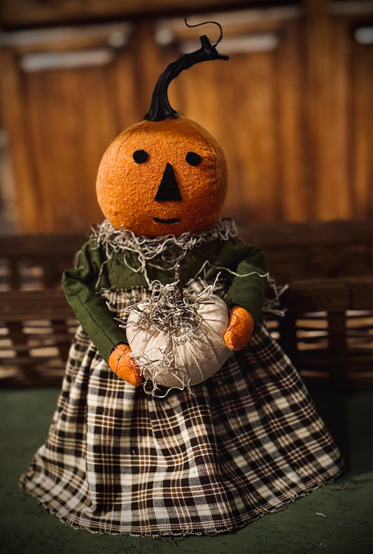 Pumpkin Girl- Handmade Pumpkin Doll-primitive pumpkin girl-FARMHOUSE pumpkin doll-primitive doll-primitive pumpkin-FARMHOUSE pumpkin-handmade pumpkin ￼