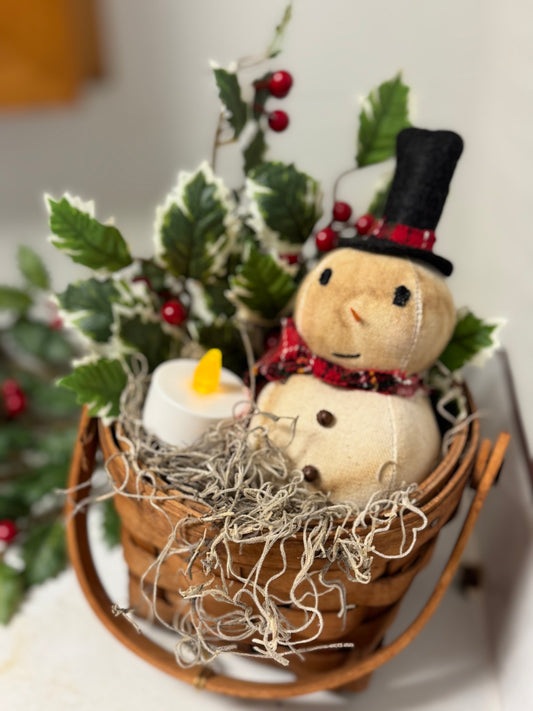 Longaberger Holiday Arrangements- Vintage Longaberger basket with Handmade Snowman