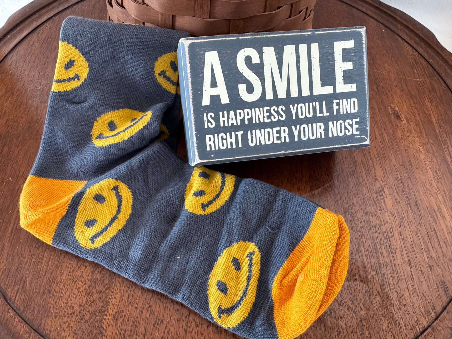 Smile Gift Set - Socks and sign gift set- smiley face gift set- Happy Gift set
